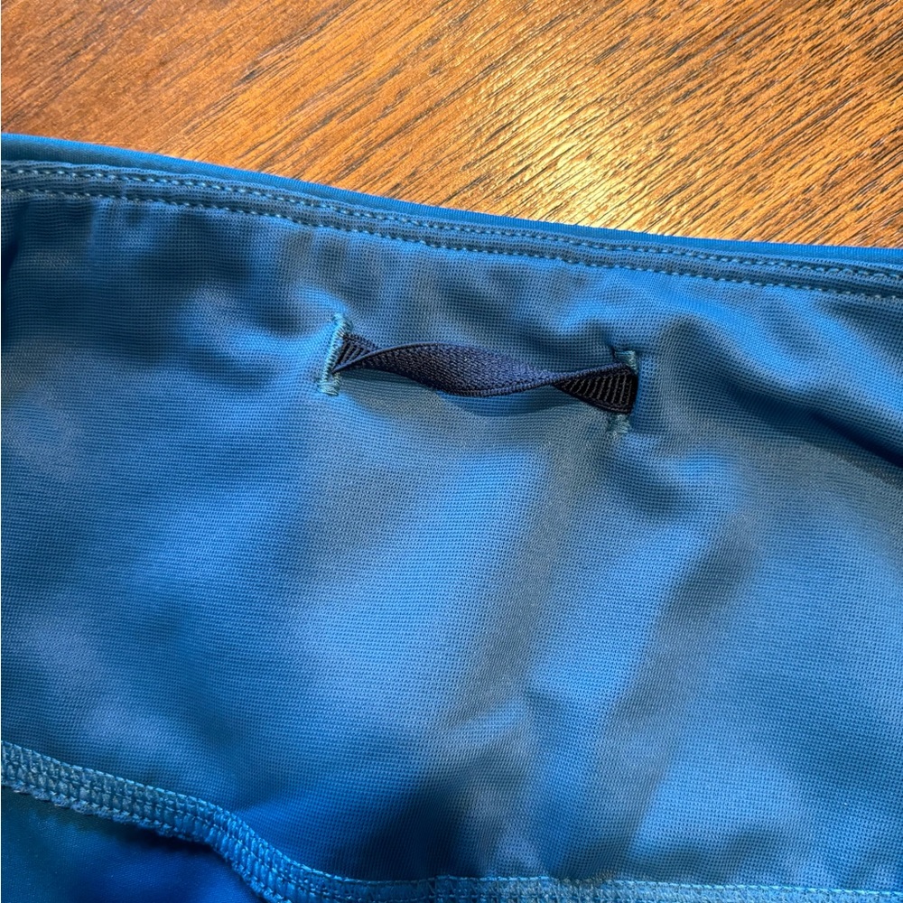 Brooks Method 3/4 Tights - Picture 4 of 5